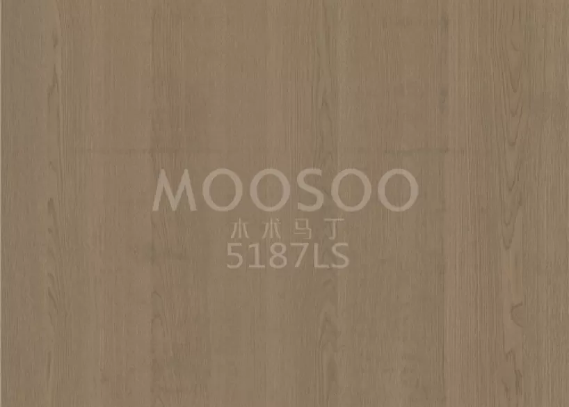 Paneles modernos de listones de roble blanco: diseño, consideraciones técnicas y aplicaciones